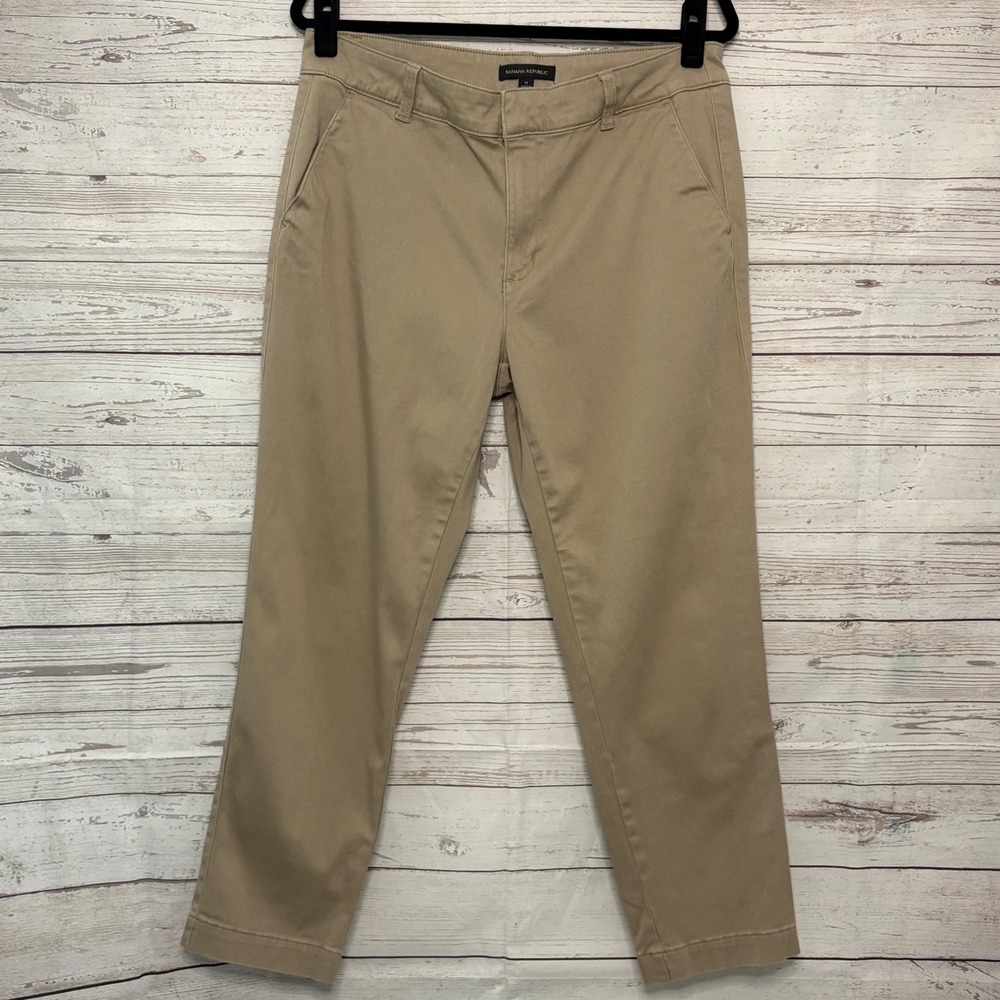 Banana Republic Womens Khaki Chino Pants Size 14 Straight Leg Stretch Tan
